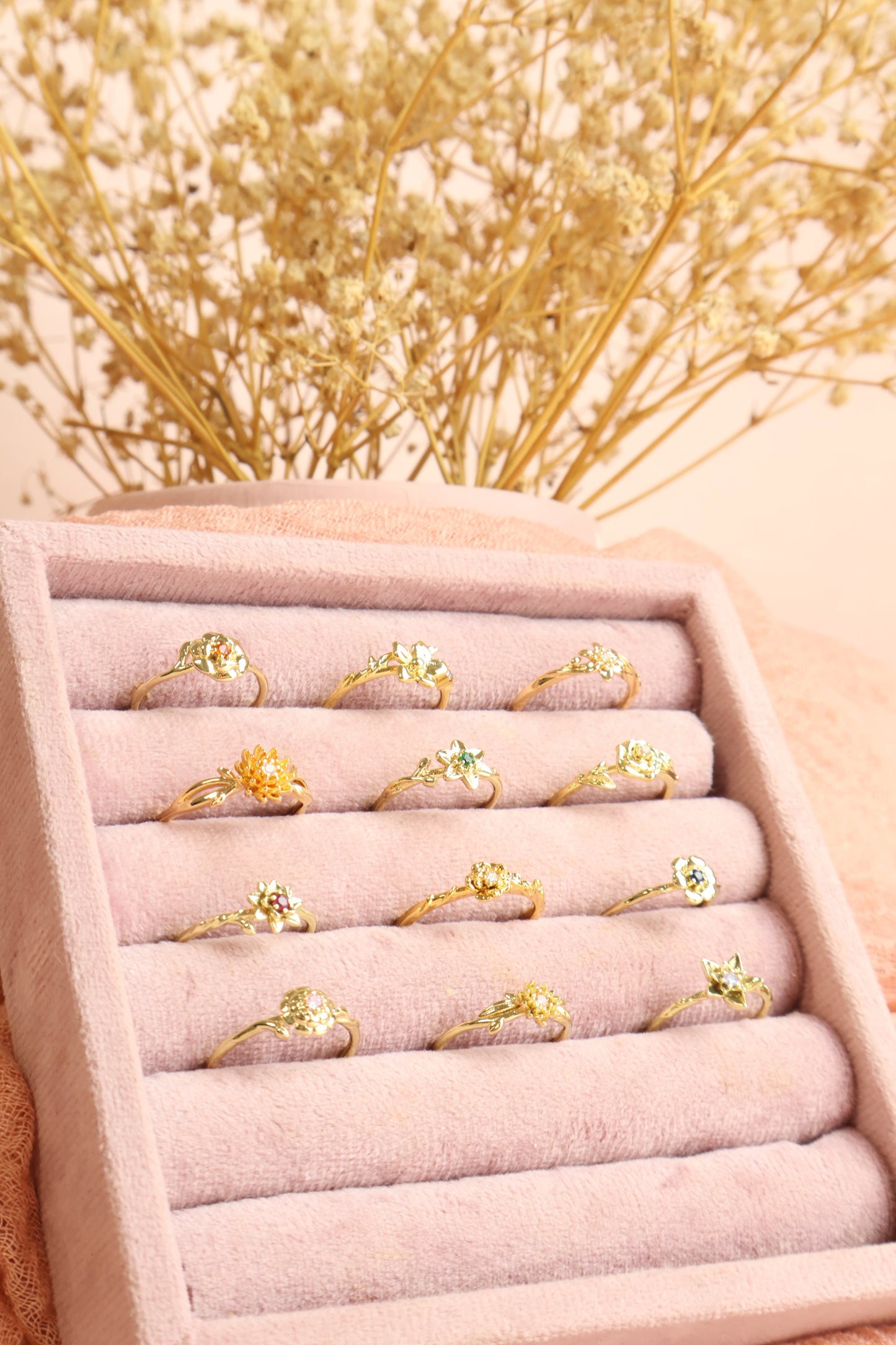 Flower Birth Necklace- GOLD