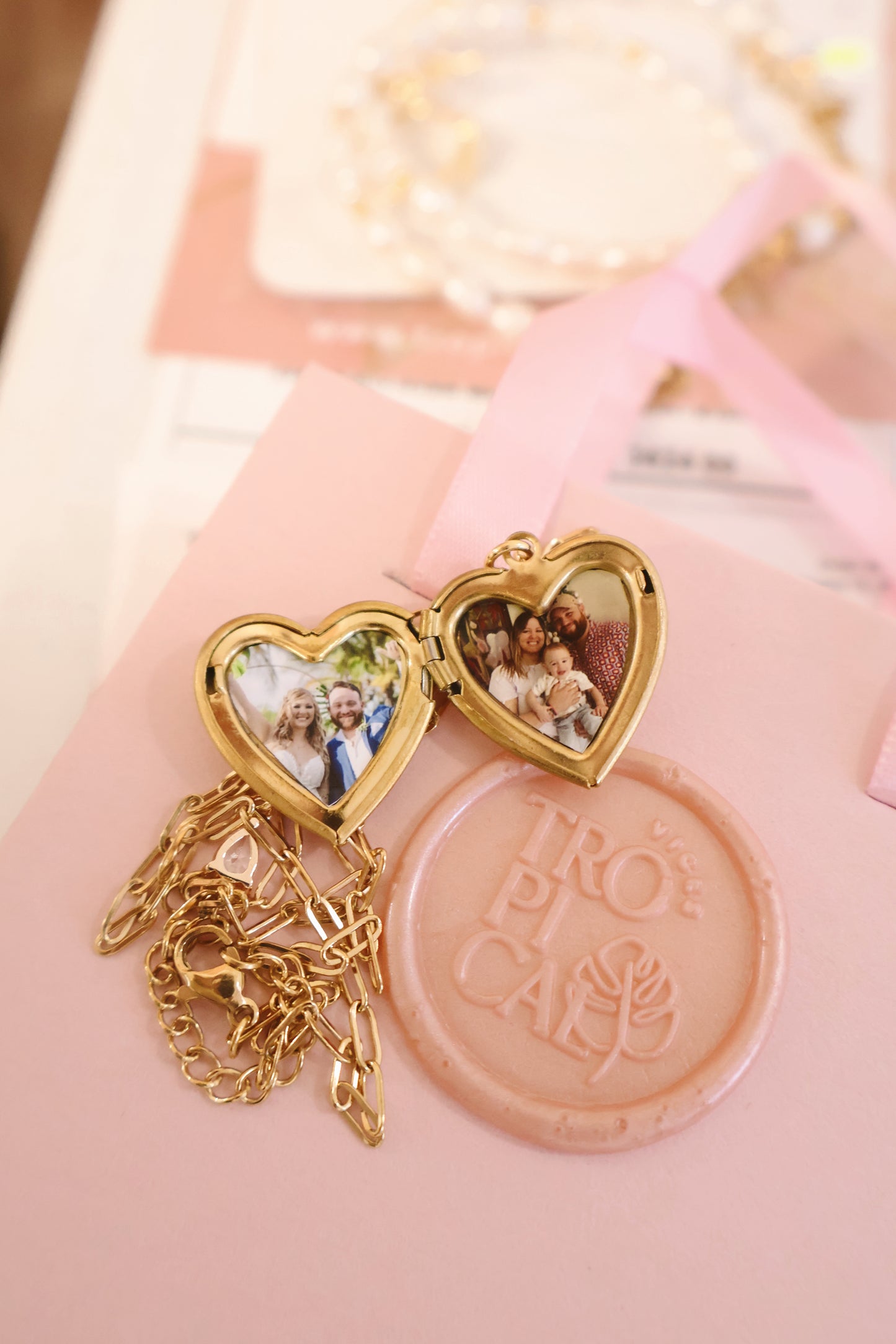 Pearl Photo Necklace