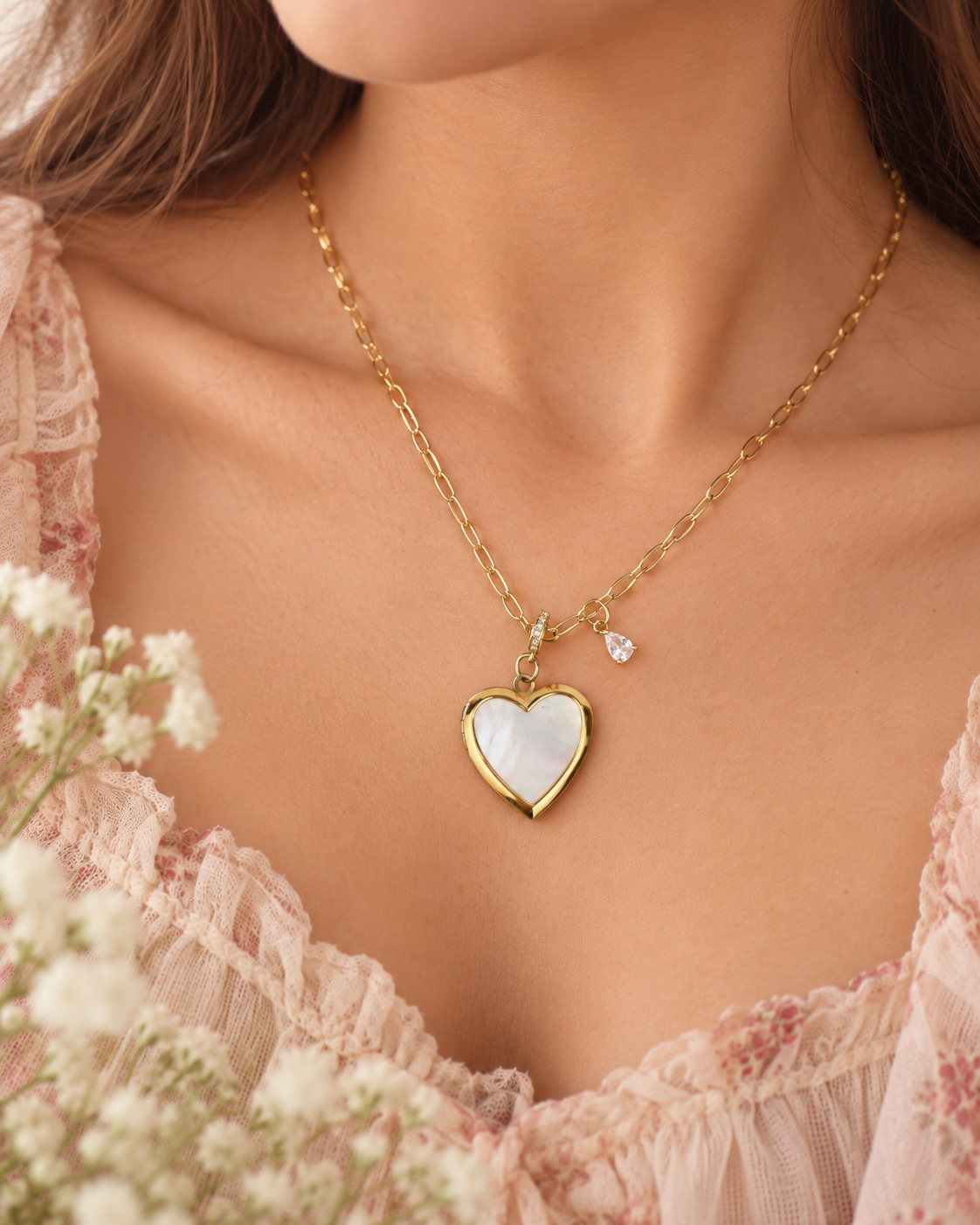 Pearl Photo Necklace