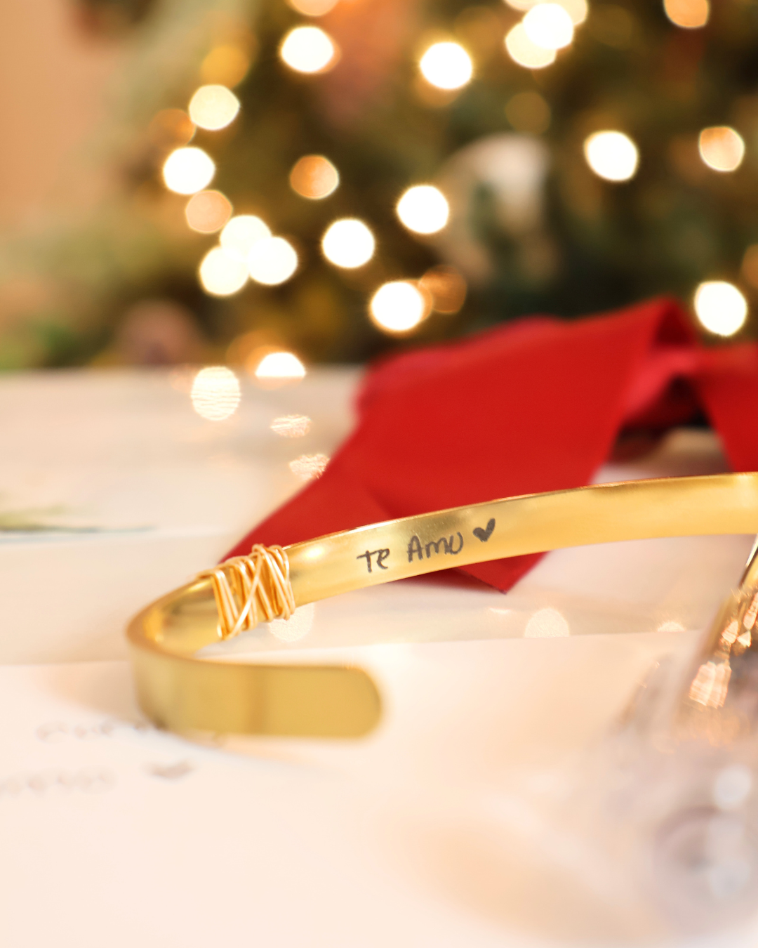 Cuff Bracelet- Escritura a mano