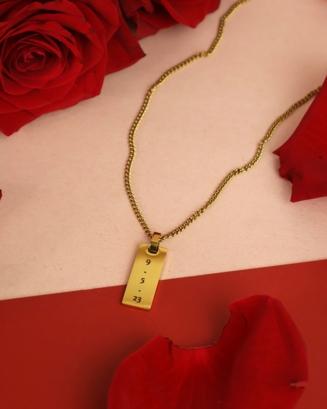 Men Engraved Necklace