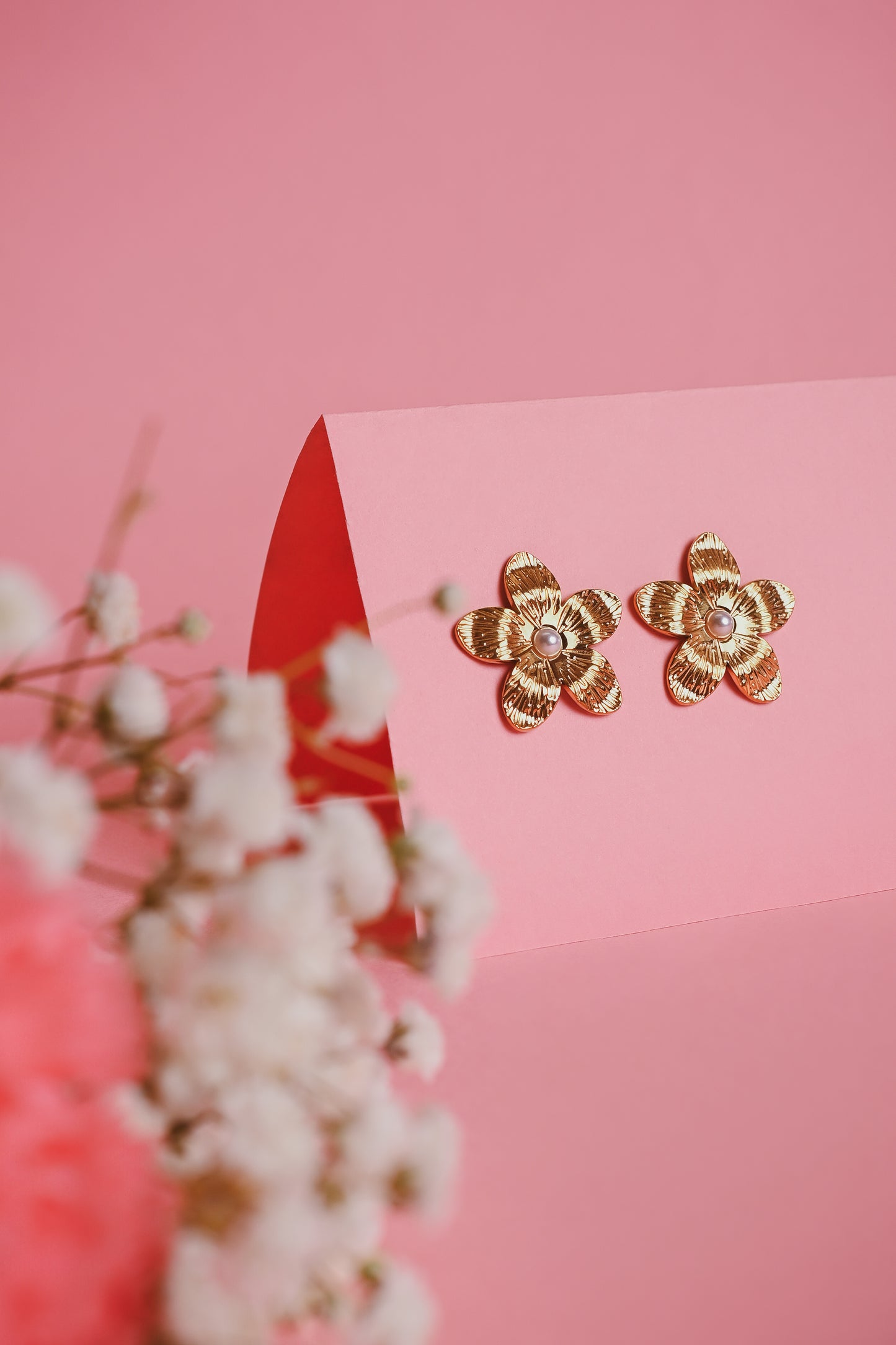 GOLDEN FLOWER EARRINGS